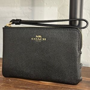 Coach Wristlet Wallet - Brand New! NWT